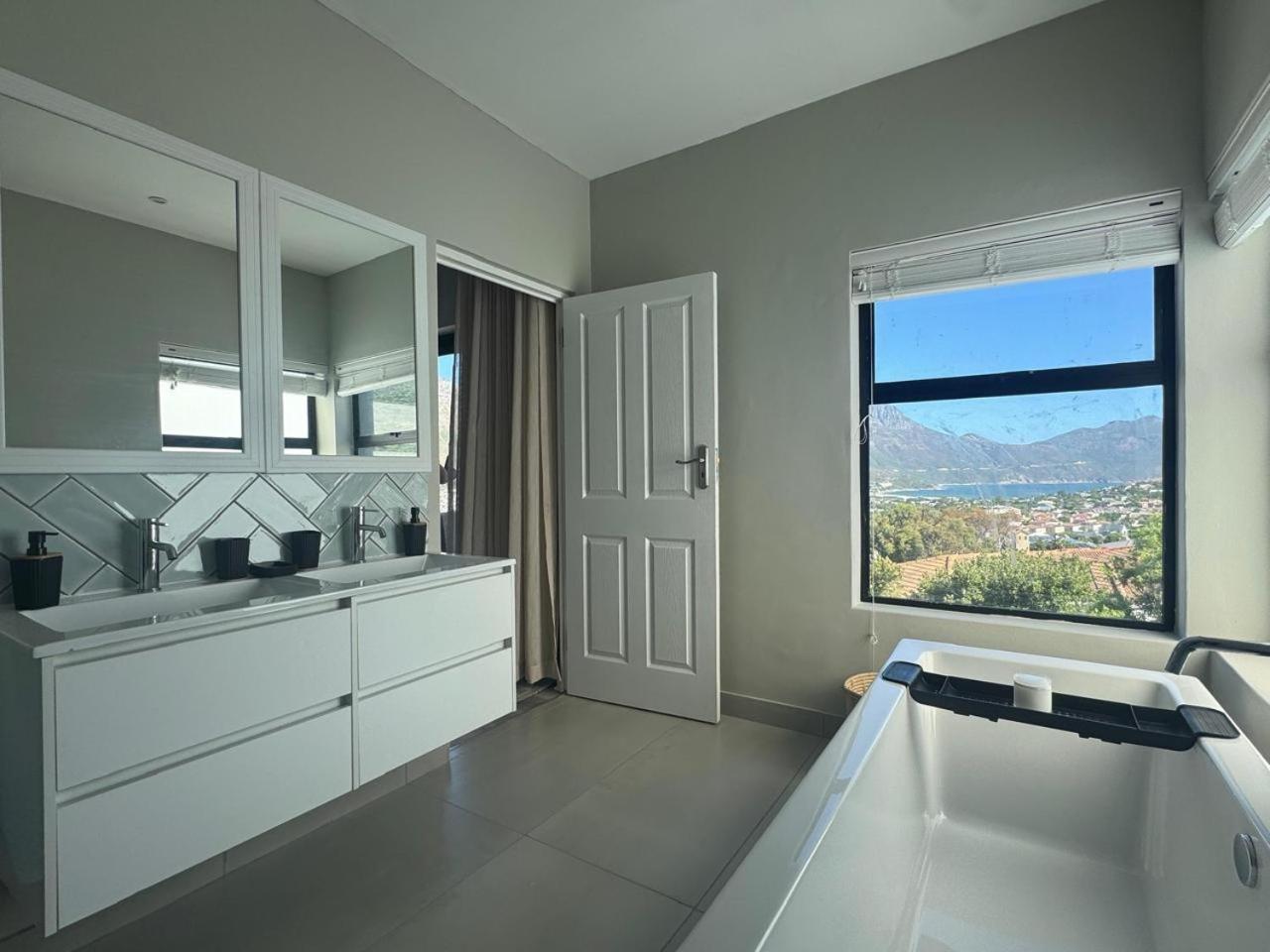 Holiday home Hout Bay Luxury